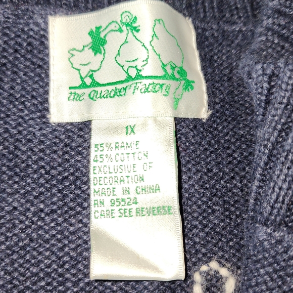 Ladies Holiday Sweater NWT - Picture 4 of 4